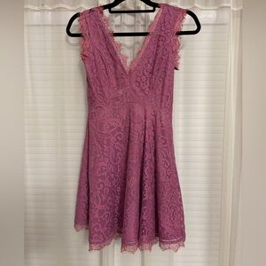 Lace V-Neck SkaterDress in Mauve Pink
